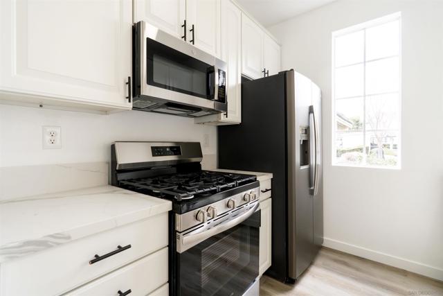 10820 Sabre Hill Dr, San Diego CA: https://media.crmls.org/mediaz/b1f81dc9-2fae-42fc-8f73-c055376c1621.jpg