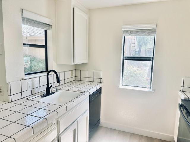 558 Ironwood Terrace, Sunnyvale CA: https://media.crmls.org/mediaz/b1f88cc5-4be7-49e6-9772-a098130f6442.jpg