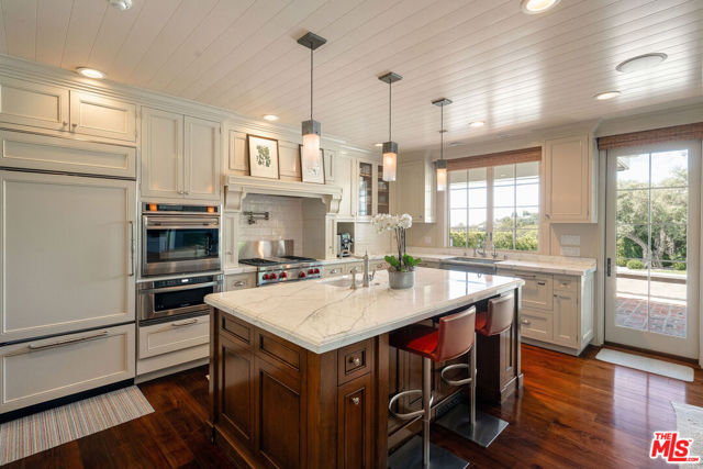 Drew Fenton | 253 Ashdale Place Los Angeles CA | MLS: 7382950