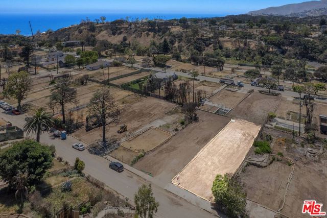 743 Haverford Avenue, Pacific Palisades, CA 90272