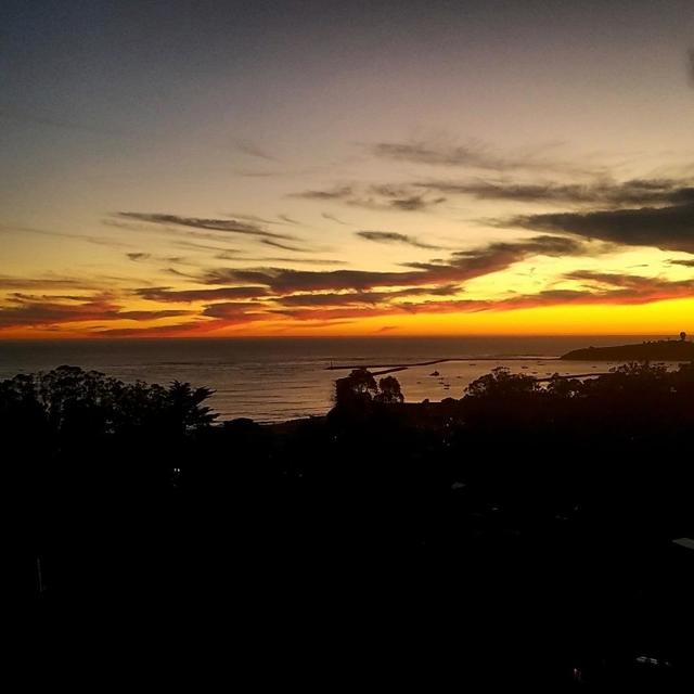 215 El Granada Boulevard, Half Moon Bay CA: https://media.crmls.org/mediaz/b1fac98a-7efd-4d45-b984-4fdc5f798aac.jpg