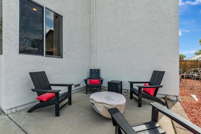 2072 Windward, Discovery Bay CA: https://media.crmls.org/mediaz/b1fbe6e7-02a6-4fe0-a0a1-8369ccc5697a.jpg