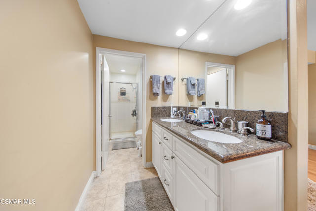 2719 Licia Place, Simi Valley CA: https://media.crmls.org/mediaz/b1fd068e-91eb-4f94-a574-bbc4774869b6.jpg