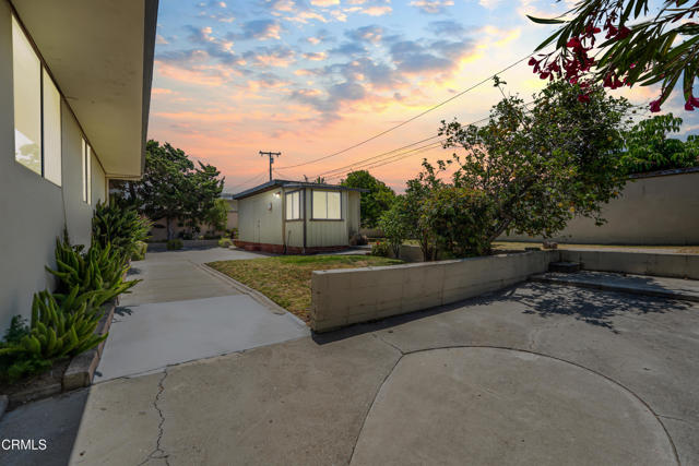 47 Grandview Circle, Camarillo CA: https://media.crmls.org/mediaz/b1fd1c09-471f-4030-b33b-04b2728587ae.jpg