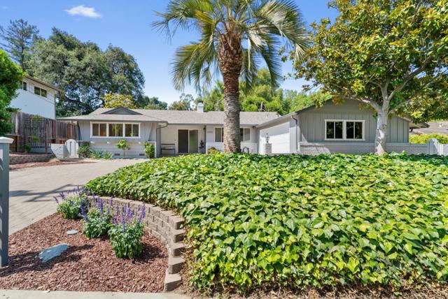 2050 Wooded Glen Drive, Los Altos CA: https://media.crmls.org/mediaz/b1fd5ade-2a19-4753-a5b4-b85527eb800a.jpg