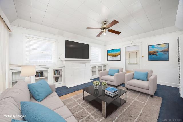 4276 35Th St, San Diego CA: https://media.crmls.org/mediaz/b1fdd46f-d0ec-4486-b23f-567fd35d8132.jpg