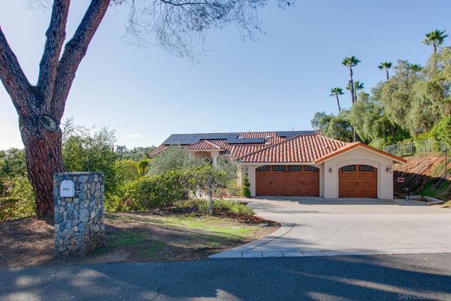 2610 Sunset Hills, Escondido CA: https://media.crmls.org/mediaz/b1ffdf4f-9cfc-4cca-9bd2-d8a08cc54098.jpg
