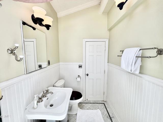 Detail Gallery Image 22 of 29 For 1205 Ocean Dr, Oxnard,  CA 93035 - 2 Beds | 2 Baths