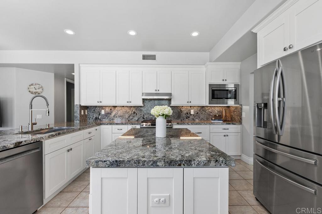 803 Legacy Drive - photo 11