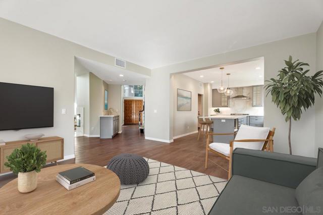4954 Caminito Vista Lujo, San Diego CA: https://media.crmls.org/mediaz/b201761d-d923-4387-98b4-ce6e1a568986.jpg