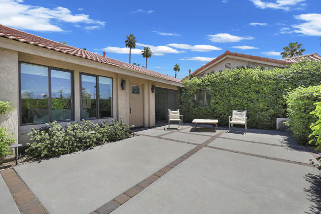 70825 Ironwood Drive, Rancho Mirage CA: https://media.crmls.org/mediaz/b2021579-369c-404e-a1c1-b7c025e2914a.jpg