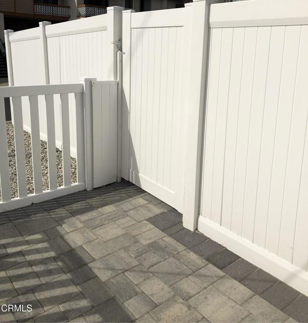 7077 Day Street, Tujunga CA: https://media.crmls.org/mediaz/b2029f5e-e894-456a-8267-b9c1f549526e.jpg