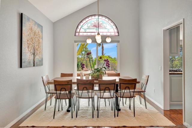 1976 Vineyard Ave, Vista CA: https://media.crmls.org/mediaz/b202e8c4-c14c-4c70-81d6-114ac5c698db.jpg
