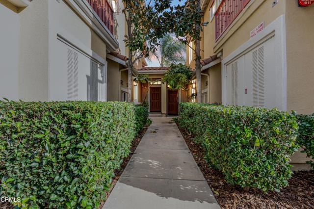 Detail Gallery Image 37 of 50 For 2916 Esperanza Way #F,  Simi Valley,  CA 93063 - 4 Beds | 3 Baths