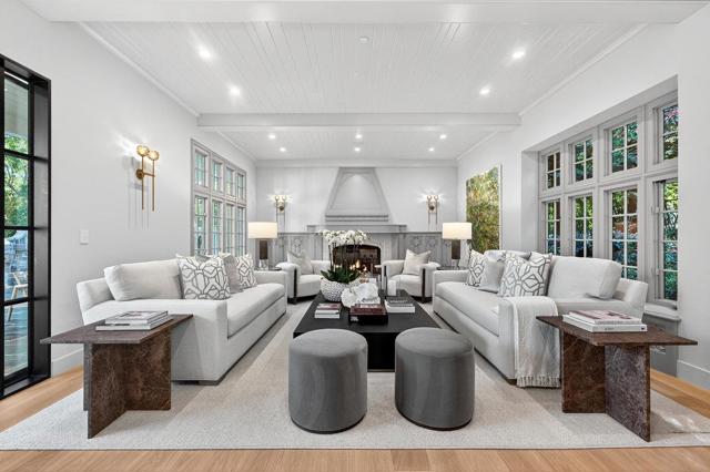 729 Chiltern Road, Hillsborough CA: https://media.crmls.org/mediaz/b2033086-15ff-4119-83b6-abf4700f063d.jpg