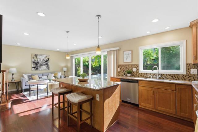 3776 La Donna Avenue, Palo Alto CA: https://media.crmls.org/mediaz/b2046158-f3f5-4cd2-a975-d14c691c8682.jpg