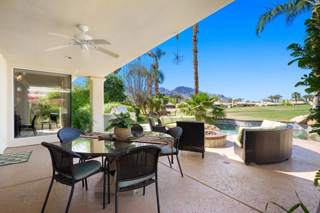 80080 Riviera, La Quinta CA: https://media.crmls.org/mediaz/b2056004-6cd1-4457-9772-d09b867af4e9.jpg