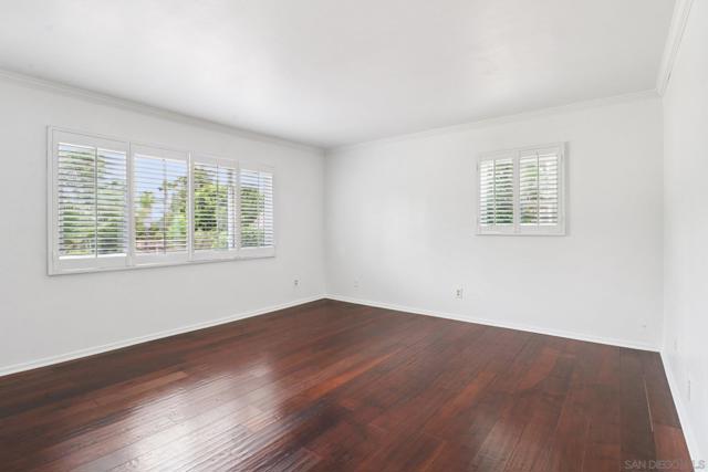 13080 Camino Del Valle, Poway CA: https://media.crmls.org/mediaz/b20576d1-d0ec-4abc-a3c4-9e0faf883869.jpg