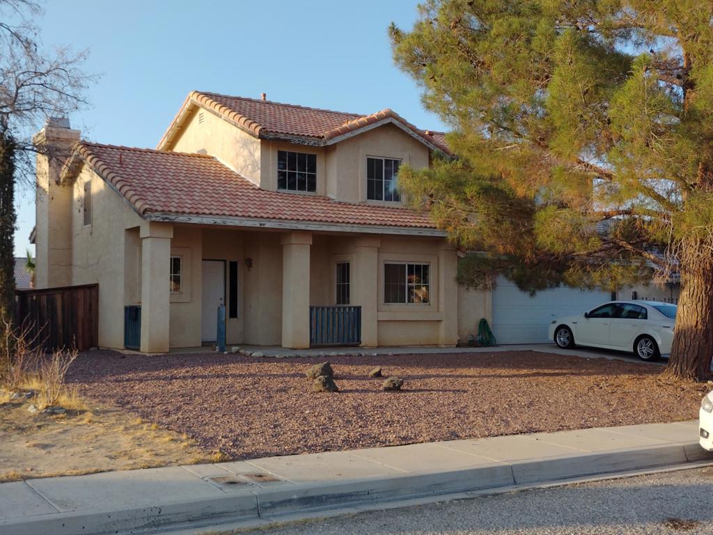 11752 Drake Court