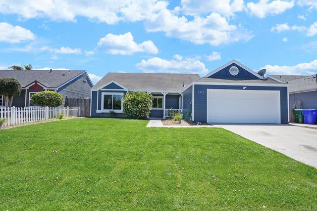 Detail Gallery Image 1 of 1 For 3939 Magnolia Rd, Oceanside,  CA 92058 - 3 Beds | 2 Baths