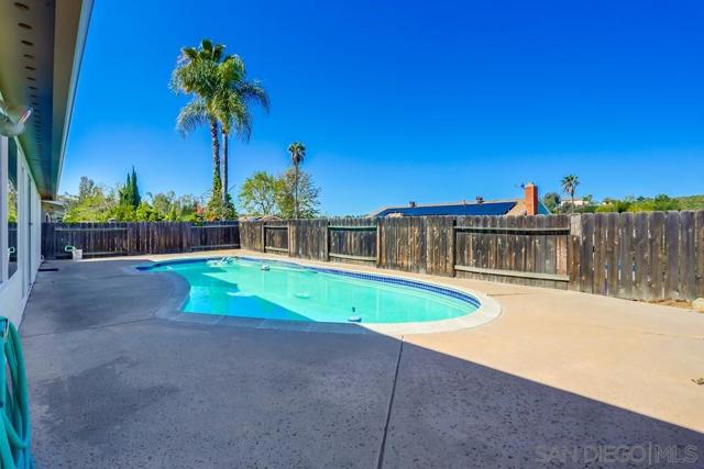 15034 Jenell St, Poway CA: https://media.crmls.org/mediaz/b20683f1-c373-4f25-bda2-c8a677d9d5ab.jpg