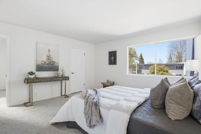 315 Carlos Avenue, Redwood City CA: https://media.crmls.org/mediaz/b208bf20-b6eb-48fa-bc11-bdb135a078c7.jpg