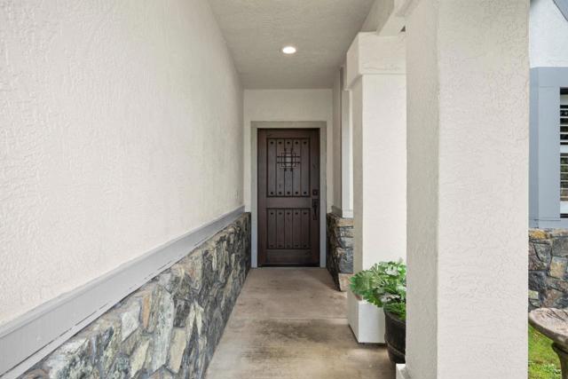 420 Greenbrier Road, Half Moon Bay CA: https://media.crmls.org/mediaz/b209edbe-5d90-4816-ac1a-5ea07d13fcf5.jpg