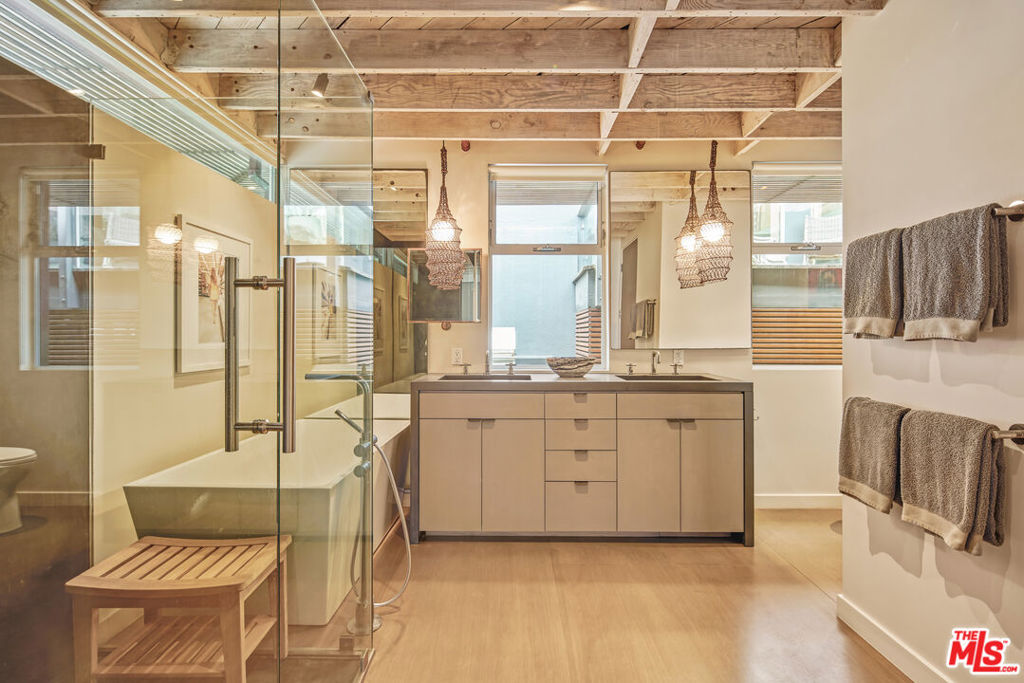 MLS #26860749 image #9