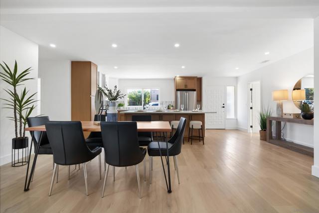3736 38 Louisiana St, San Diego CA: https://media.crmls.org/mediaz/b20b21bf-46f7-4d55-80a2-651b65f72753.jpg