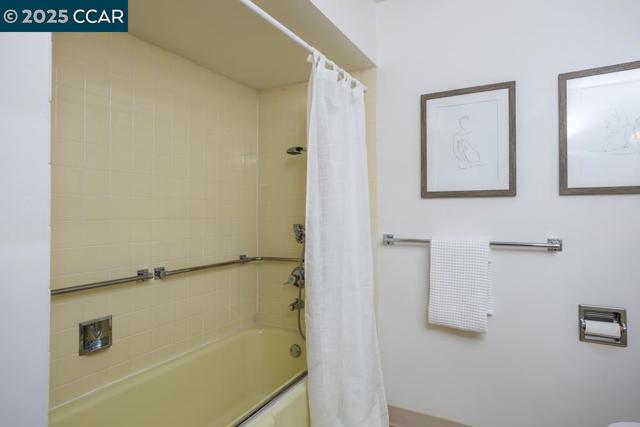 1349 Running Springs Rd, Walnut Creek CA: https://media.crmls.org/mediaz/b20be654-eb36-4e7d-9737-fccac7361d2e.jpg