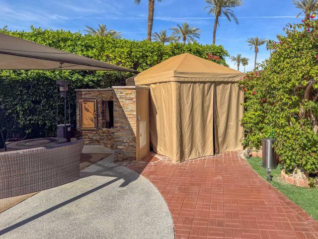 80394 Ave 48, Indio CA: https://media.crmls.org/mediaz/b20c1856-5e79-4c55-89cc-028736ab36e5.jpg