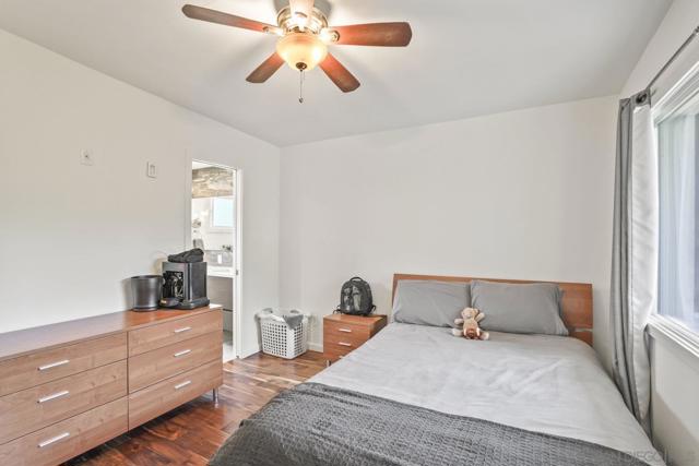 6702 Estrella Ave, San Diego CA: https://media.crmls.org/mediaz/b20ce023-a271-4637-97bd-46a8ad4ece0d.jpg