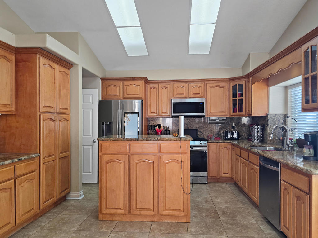 MLS #219138628DA image #1