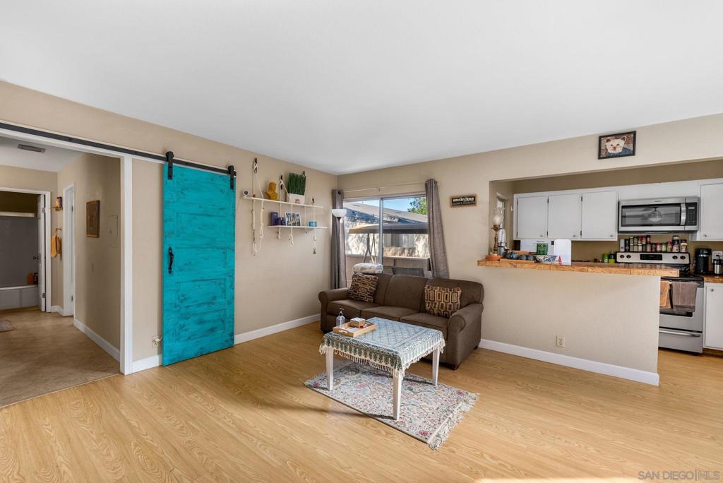 1307 Caminito Gabaldon #H