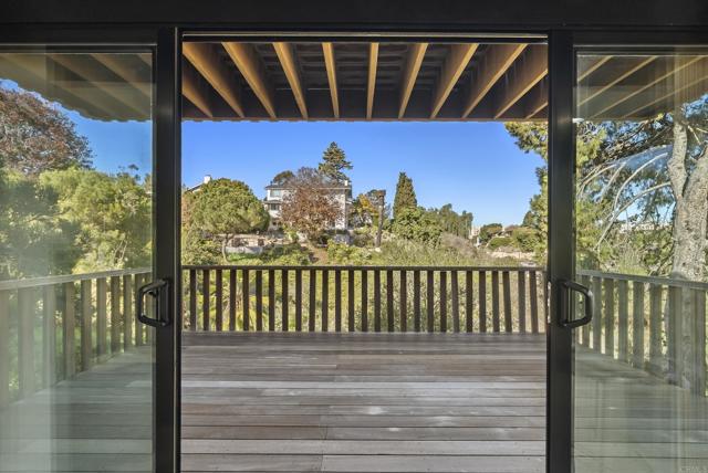 Detail Gallery Image 36 of 50 For 1004 W Walnut Ave., San Diego,  CA 92103 - 4 Beds | 3 Baths