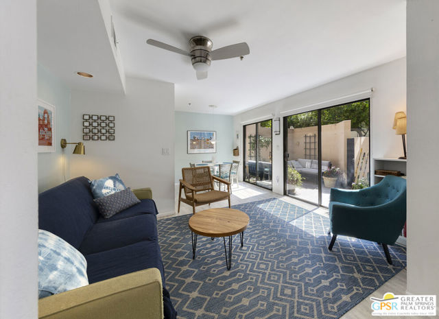 475 Village Square, Palm Springs CA: https://media.crmls.org/mediaz/b20dfb88-29fa-47e1-a5e3-803a13643383.jpg