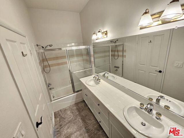 1957 N Bronson Avenue, Los Angeles CA: https://media.crmls.org/mediaz/b20e6131-a603-45fa-973d-734b70d73e3c.jpg