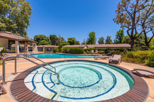 1122 Canterford Circle, Westlake Village CA: https://media.crmls.org/mediaz/b20e8fbb-85d0-4e3c-9b63-e3d211fa43be.jpg