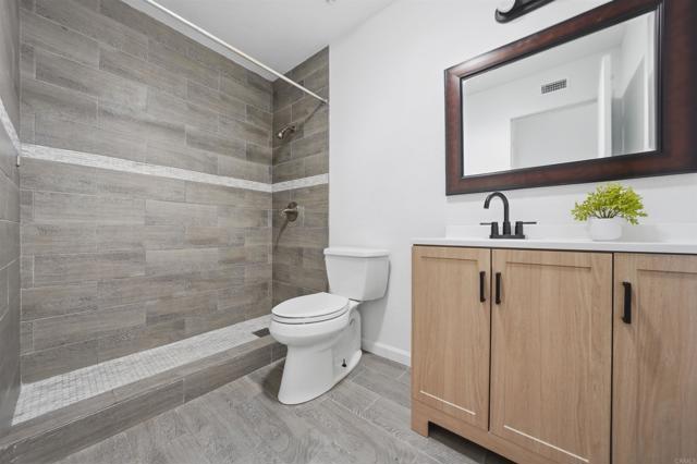 Detail Gallery Image 24 of 43 For 1770 Tooley Cir, San Diego,  CA 92114 - 4 Beds | 3 Baths