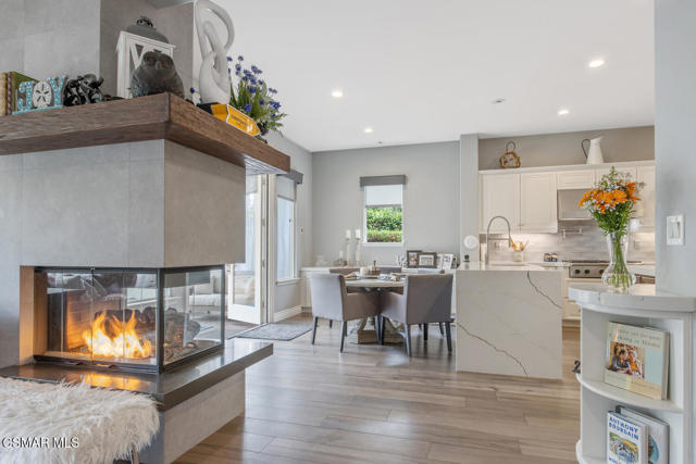 5419 Via Olas, Newbury Park CA: https://media.crmls.org/mediaz/b2107514-c21a-4afa-9e81-5f2d7c9b9e5e.jpg