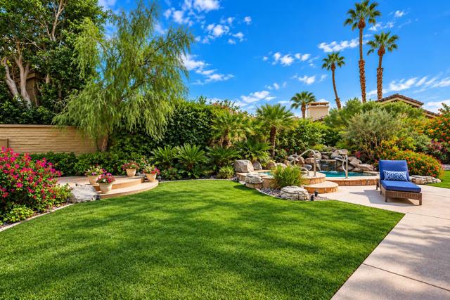 139 Blue River Drive, Palm Desert, CA 92211