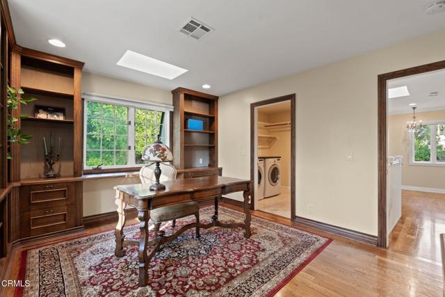 1010 Stoneridge Drive, Pasadena CA: https://media.crmls.org/mediaz/b21099c0-c36e-432d-811f-daf53e7135ac.jpg
