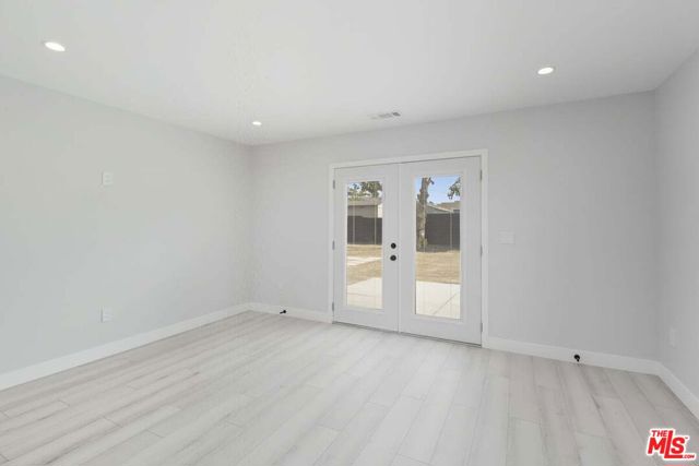 9710 S 8th Avenue, Inglewood CA: https://media.crmls.org/mediaz/b2109f84-f18a-4d17-8005-abbcfd7010b0.jpg