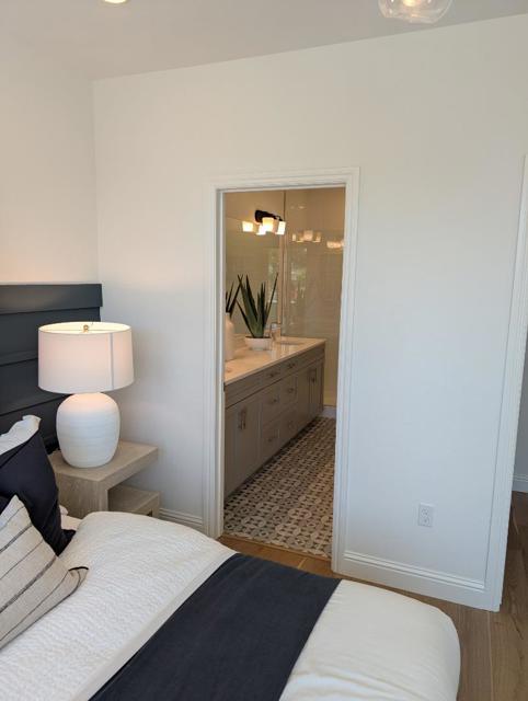 10740 Elm Circle, Saratoga CA: https://media.crmls.org/mediaz/b2131ada-c1a3-46c0-af12-39bb90b0a353.jpg