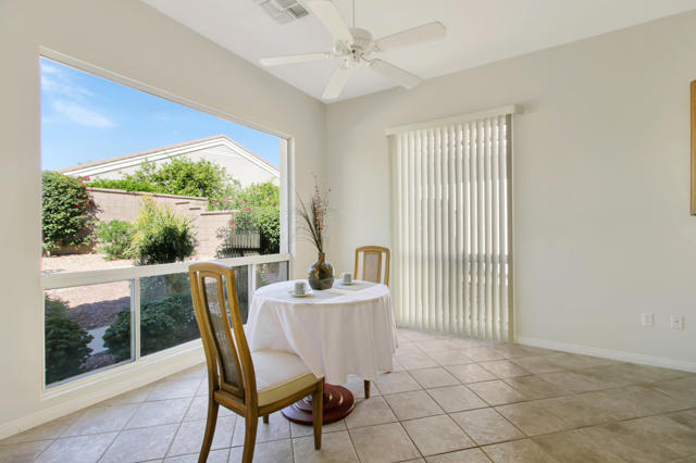 35925 Rosemont Drive, Palm Desert CA: https://media.crmls.org/mediaz/b2133fc9-6616-4f11-9164-344b70f7c5dd.jpg