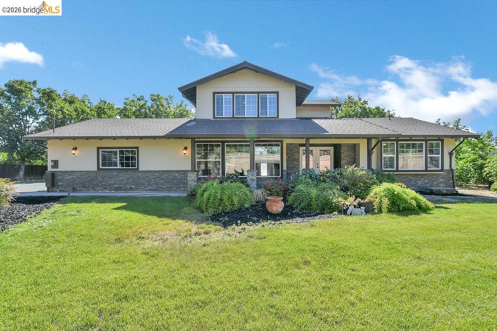 1140 Fairview Ave