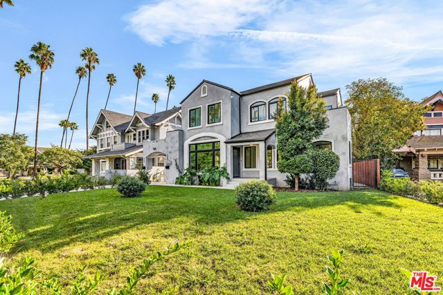 4308 Victoria Park Drive, Los Angeles CA: https://media.crmls.org/mediaz/b215f7df-a052-493e-b08a-0b3fb9674aa5.jpg