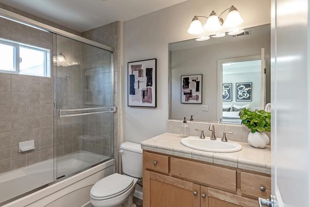 185 Hamwood Terrace, Mountain View CA: https://media.crmls.org/mediaz/b21606bb-0703-465d-a0c5-70dd7efaae11.jpg