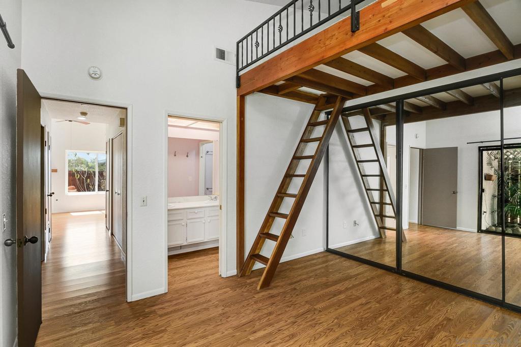 MLS #250035691SD img 13