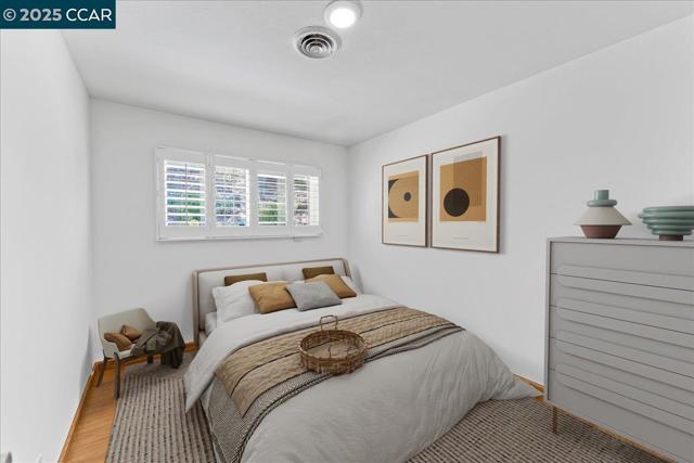 1566 Mann Dr, Pinole CA: https://media.crmls.org/mediaz/b216f215-88ea-4539-a2c9-6a99bb9306d9.jpg